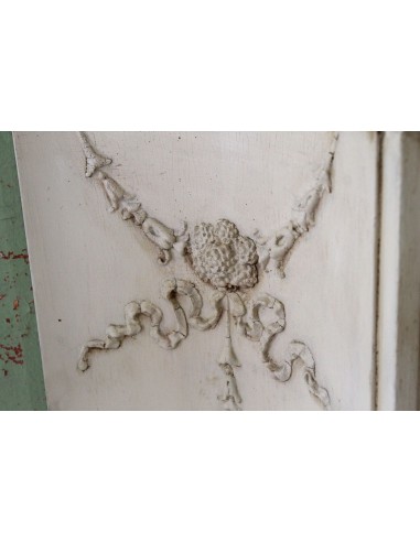 1003 AG IMPORTANT FIREPLACE MANTEL IN PINE...