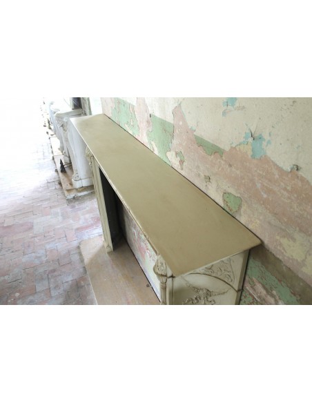 1003 AG IMPORTANT FIREPLACE MANTEL IN PINE ESSENCE AND ARTISTIC “STUCCO” SIGNED IRVING AND CASSON