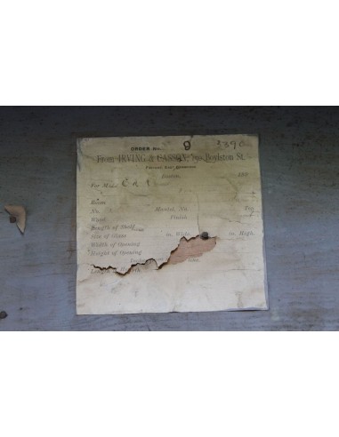 1003 AG IMPORTANT FIREPLACE MANTEL IN PINE...