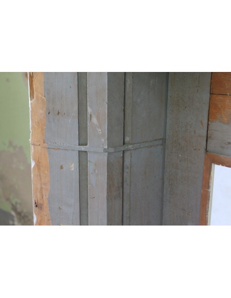 1003 AG IMPORTANT FIREPLACE MANTEL IN PINE ESSENCE AND ARTISTIC “STUCCO” SIGNED IRVING AND CASSON