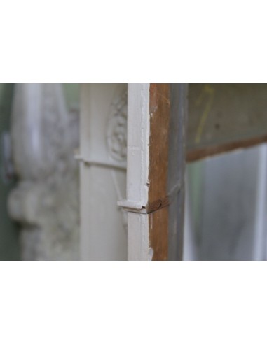 1003 AG IMPORTANT FIREPLACE MANTEL IN PINE...