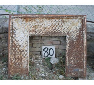 CG 080 CAMINO CONTROCUORE IN GHISA ARTISTICA A "TAPISSERIE"