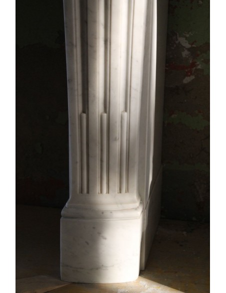 008 AG ANTIQUE LOUIS XIV "MUSTACHES" FIREPLACE SURROUND IN WHITE CARRARA MARBLE