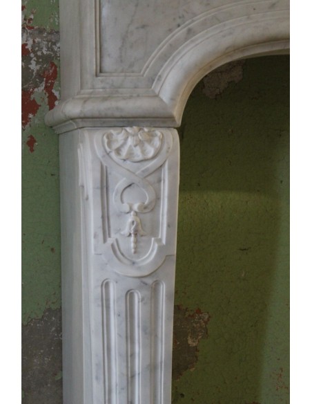 008 AG ANTIQUE LOUIS XIV "MUSTACHES" FIREPLACE SURROUND IN WHITE CARRARA MARBLE