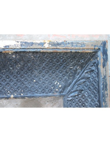 CG 084 CAMINETTO IN GHISA CON DECORAZIONE "A...