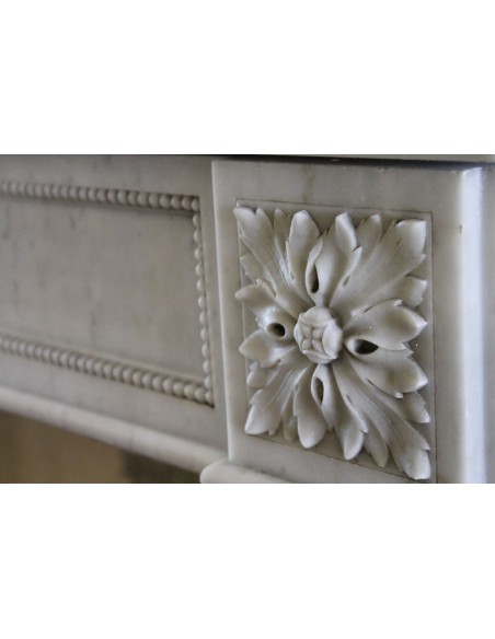 242 ANTIQUE NEOCLASSICAL "TROIS FLEURS" FIREPLACE MANTEL IN WHITE CARRARA MARBLE