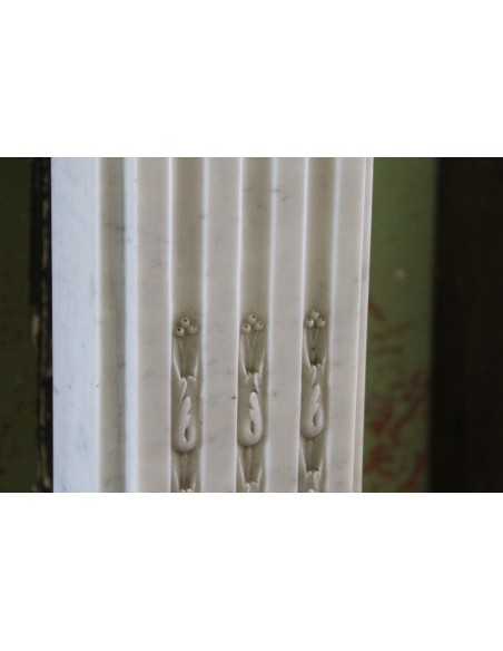 242 ANTIQUE NEOCLASSICAL "TROIS FLEURS" FIREPLACE MANTEL IN WHITE CARRARA MARBLE