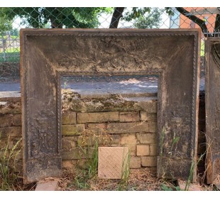 CG 083 "IMPERIALE" CAMINO CONTROCUORE IN GHISA ARTISTICA