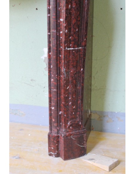 028 ANTIQUE ORIGINAL LOUIS XV "AMÉLIORÉ" MANTEL CARVED IN RED ROUGE GRIOTTE MARBLE