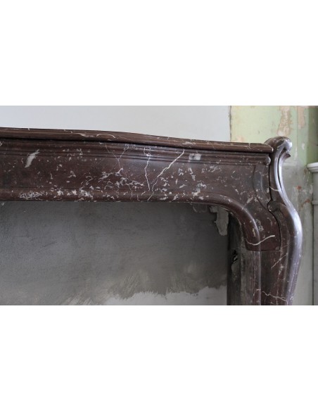 600 AG ORIGINAL ART NOUVEAU FIREPLACE MANTEL IN ROUGE ROYAL VERSAILLES MARBLE DESIGNED BY ARCHITECT MAJORELLE