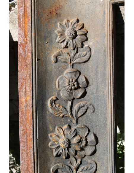 CG 053 ORIGINALISSIMO CONTROCUORE CAMINETTO ART NOUVEAU IN GHISA D'ARTE