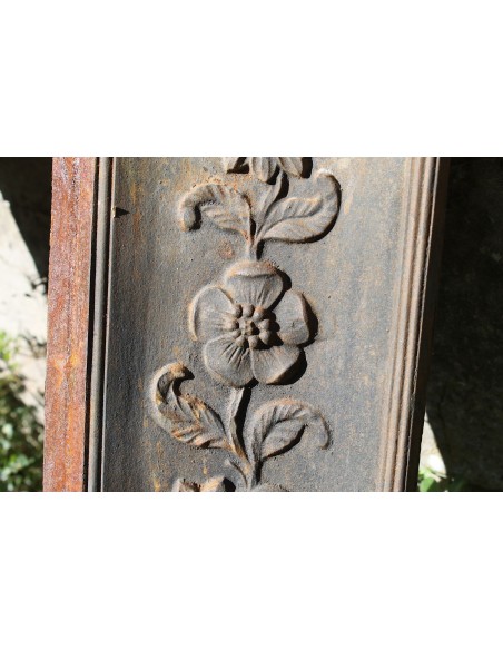 CG 053 ORIGINALISSIMO CONTROCUORE CAMINETTO ART NOUVEAU IN GHISA D'ARTE