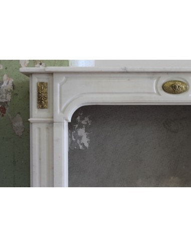 303 ANTIQUE LOUIS XIV "PARISIENNE" FIREPLACE...