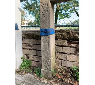 Nice and proportioned Italian fireplace mantel hand carved in "Pietra di Bardi" sandstone, offered at a discounted price. 2