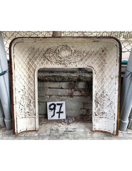 CG 097 CAMINETTO CONTROCUORE "NOBILIARE" CON FONDO A "TAPISSERIE" IN GHISA D'ARTE