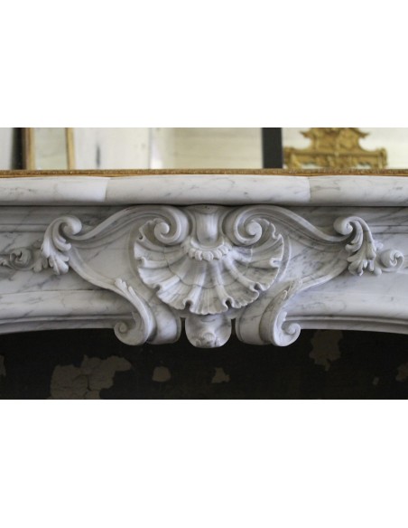 302 VERY RARE LOUIS XIV FLORAL FIREPLACE MANTEL CARVED IN WHITE "VENATINO" CARRARA MARBLE