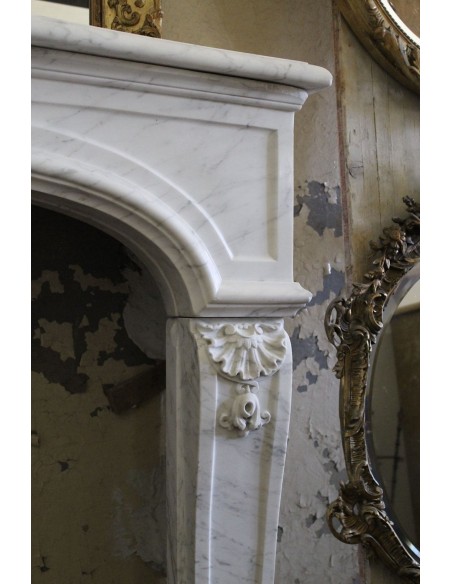 302 VERY RARE LOUIS XIV FLORAL FIREPLACE MANTEL CARVED IN WHITE "VENATINO" CARRARA MARBLE