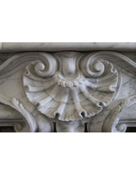 302 VERY RARE LOUIS XIV FLORAL FIREPLACE MANTEL CARVED IN WHITE "VENATINO" CARRARA MARBLE