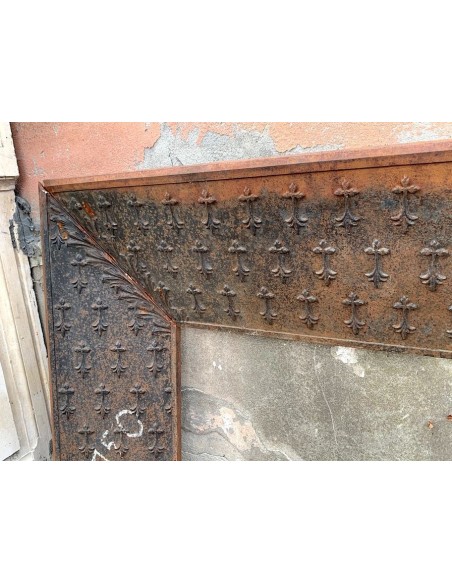 CG 093 CONTROCUORE CAMINETTO RAFFIGURANTE IL BLASONE DEI DUCHI DI BORGOGNA