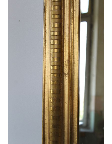 002 SPECCHIERA LUIGI FILIPPO DI PICCOLA TAGLIA IN FOGLIA D'ORO CON DECORO A COSTE