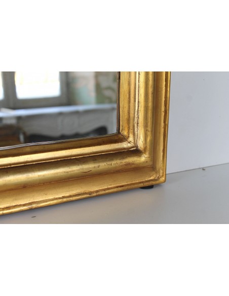 009 PICCOLA SPECCHIERA DORATA: SOBRIA, SEMPLICE ED ELEGANTE