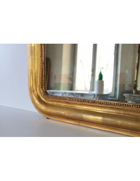 019 PICCOLA SPECCHIERA ANTICA DORATA A VASSOIO CON DECORO A "PERLAGE"