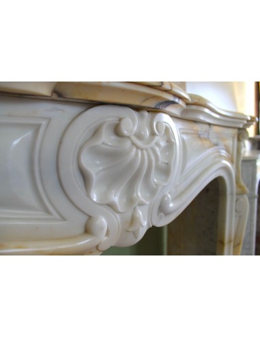 045 AG ANTIQUE LOUIS XV "TROIS COQUILLES"...