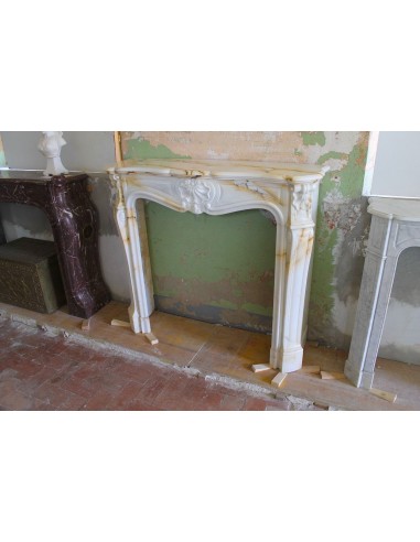 045 AG ANTIQUE LOUIS XV "TROIS COQUILLES"...