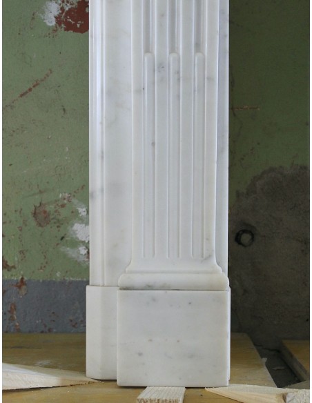 227 ANTIQUE NEOCLASSICAL "DEUX FLEURS GALBÉ" FIREPLACE MANTEL IN PURE WHITE STATUARY MARBLE