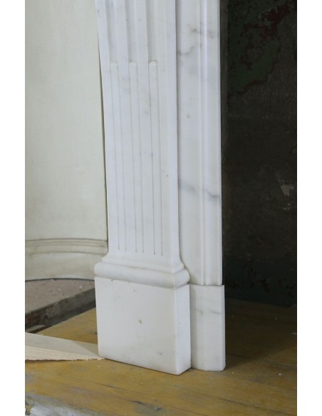 227 ANTIQUE NEOCLASSICAL "DEUX FLEURS GALBÉ" FIREPLACE MANTEL IN PURE WHITE STATUARY MARBLE
