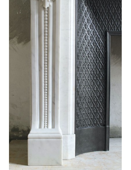 205 AG IMPORTANT LOUIS XVI "RAMO D'ULIVO" FIREPLACE MANTEL IN WHITE CARRARA MARBLE WITH ITS DECORATED CAST IRON INSERT