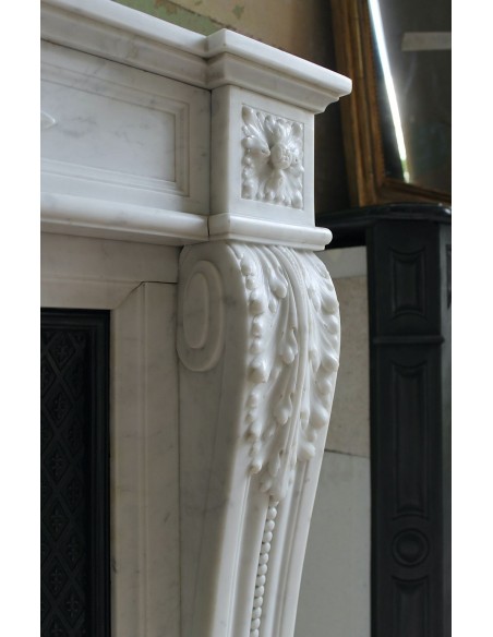 205 AG IMPORTANT LOUIS XVI "RAMO D'ULIVO" FIREPLACE MANTEL IN WHITE CARRARA MARBLE WITH ITS DECORATED CAST IRON INSERT