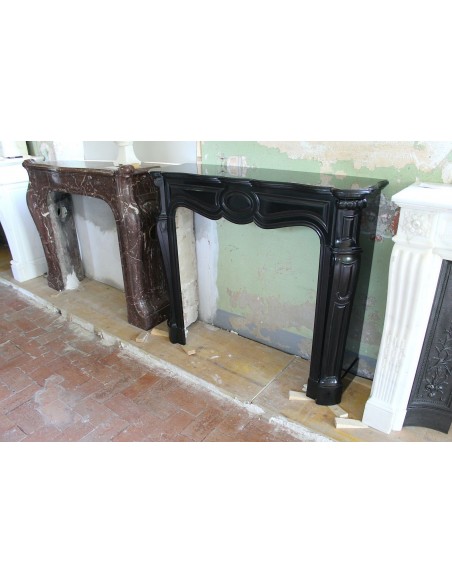 016 AG SMALL ANTIQUE LOUIS XV "PIED GALBÉ" FIREPLACE MANTEL CARVED IN BLACK BELGIAN MARBLE
