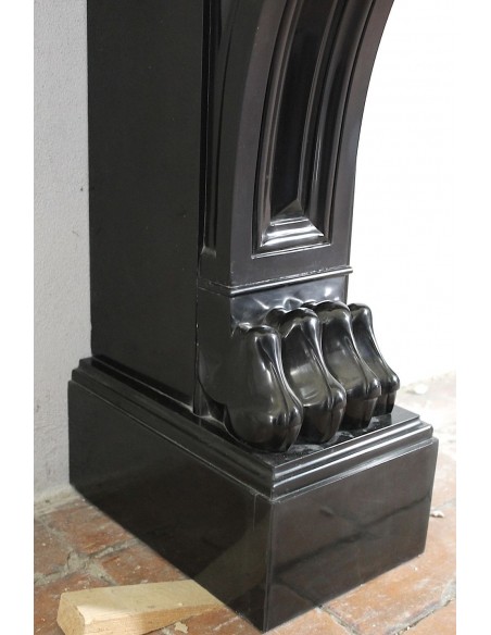 507 AG ANTIQUE “GRIFFE DE LION” FIREPLACE MANTEL IN BLACK BELGIUM MARBLE