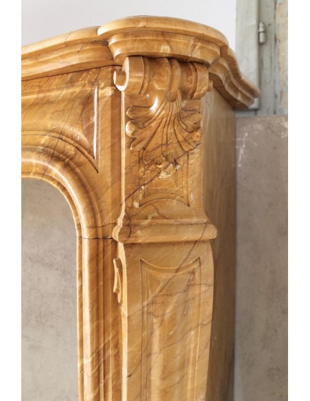 033 ANTIQUE AUTHENTIC LOUIS XV "TROS COQUILLES AMÉLIORÉ" MANTEL CARVED IN YELLOW GIALLO SIENA MARBLE