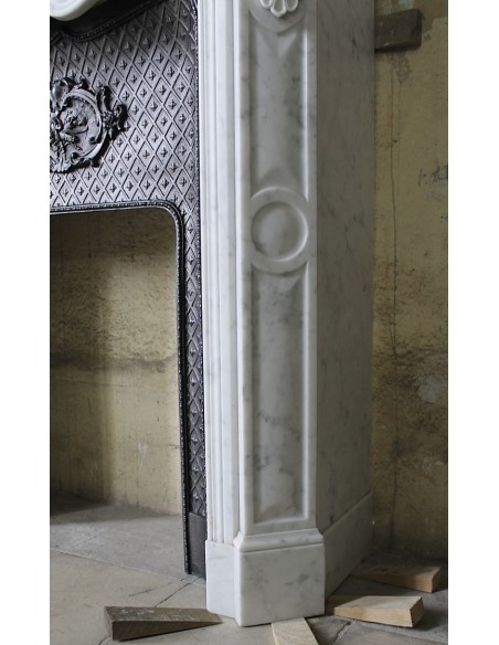 003 ANTIQUE LOUIS XV BIJOU FIREPLACE MANTEL CARVED IN WHITE "PURE" CARRARA MARBLE