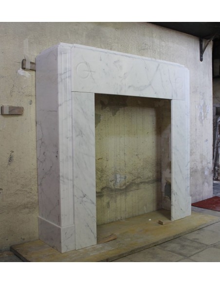 703 ANTIQUE ART DECO FIREPLACE MANTEL IN WHITE CARRARA MARBLE