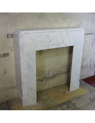 703 ANTIQUE ART DECO FIREPLACE MANTEL IN WHITE...