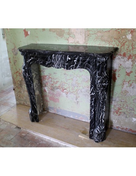 055 NICE ANTIQUE LOUIS XV POMPADOUR "PIED GALBÉ" MANTEL CARVED IN BLACK MARQUINIA MARBLE