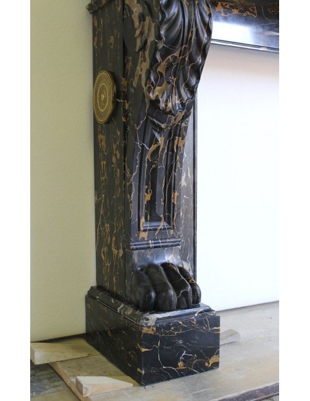 503 AG EXCEPTIONAL "GRIFFE DE LION" FIREPLACE CARVED IN RARE PORTORO GOLD MARBLE