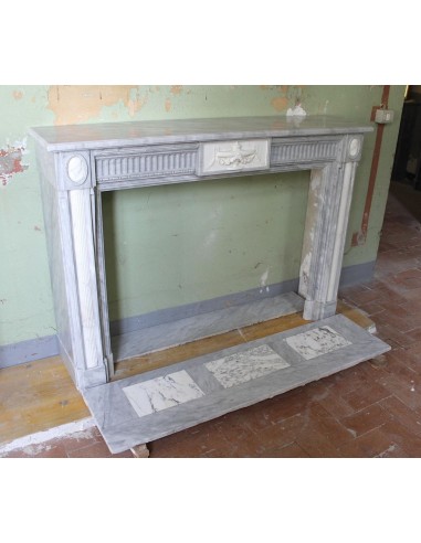 241 AG ANTIQUE ELEGANT NEOCLASSICAL FIREPLACE...