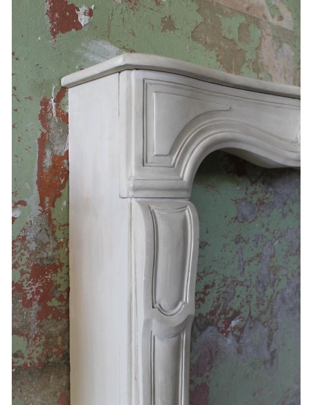 903 ANTIQUE "TRANSITION" FIREPLACE CARVED IN ELEGANT PIERRE DORÉE