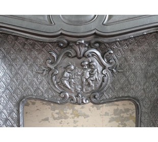 Antique Art Nouveau cast iron fireplace mantel dating back to the 19th century. 2