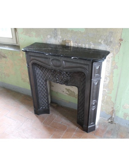 004GH ANTIQUE LARCHER "LES TROIS BÉBÉS" CAST-IRON FIREPLACE MANTEL WITH BLACK MARQUINIA MARBLE TABLET
