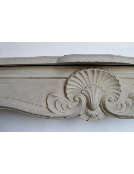 911 LARGE REGENCY FIREPLACE MANTEL CARVED IN PIERRE DORÉE DU BEAUJOLAIS STONE