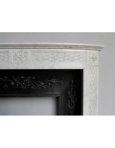 218 AG ANTIQUE NEOCLASSICAL "FEUILLE DE LAURIER" FIREPLACE MANTEL IN WHITE "PURE" CARRARA MARBLE