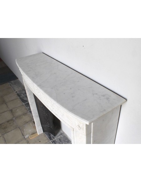 218 AG ANTIQUE NEOCLASSICAL "FEUILLE DE LAURIER" FIREPLACE MANTEL IN WHITE "PURE" CARRARA MARBLE