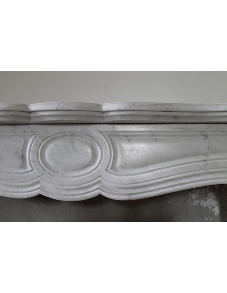 067 ORIGINAL LOUIS XV "POMPADOUR PIED GALBÉ" CARVED IN WHITE CARRARA MARBLE