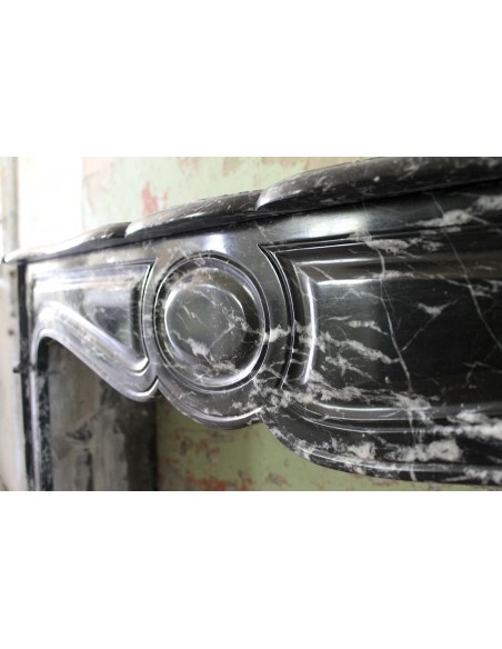 068 ORIGINAL LOUIS XV "POMPADOUR BOMBÉ" FIRE SURROUND IN BLACK AND WHITE MARQUINIA MARBLE