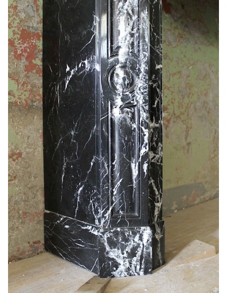 068 ORIGINAL LOUIS XV "POMPADOUR BOMBÉ" FIRE SURROUND IN BLACK AND WHITE MARQUINIA MARBLE